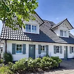 Rewal Ferienhaus *